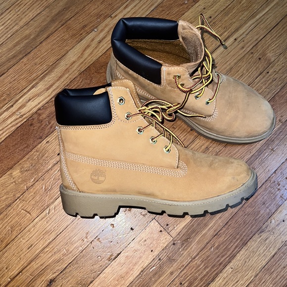 Wheat Timberland size 4.5 - Picture 2 of 5